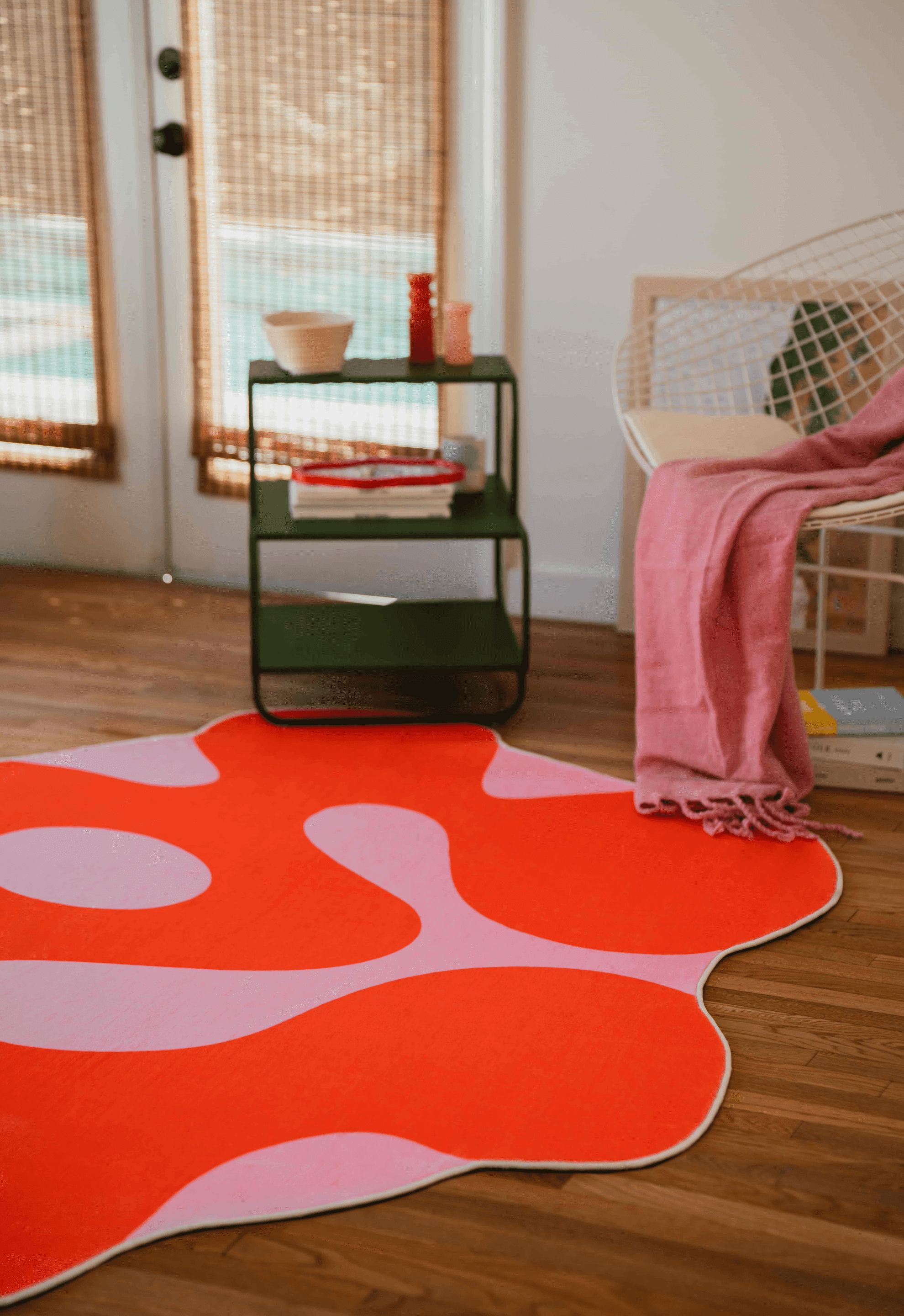 How to Match Colorful Area Rugs with Minimalist Furniture