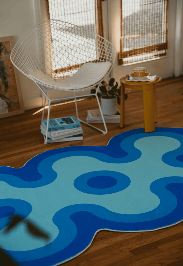 Closer look at LanySpace Irregular Coral Blue Rug, 5x7