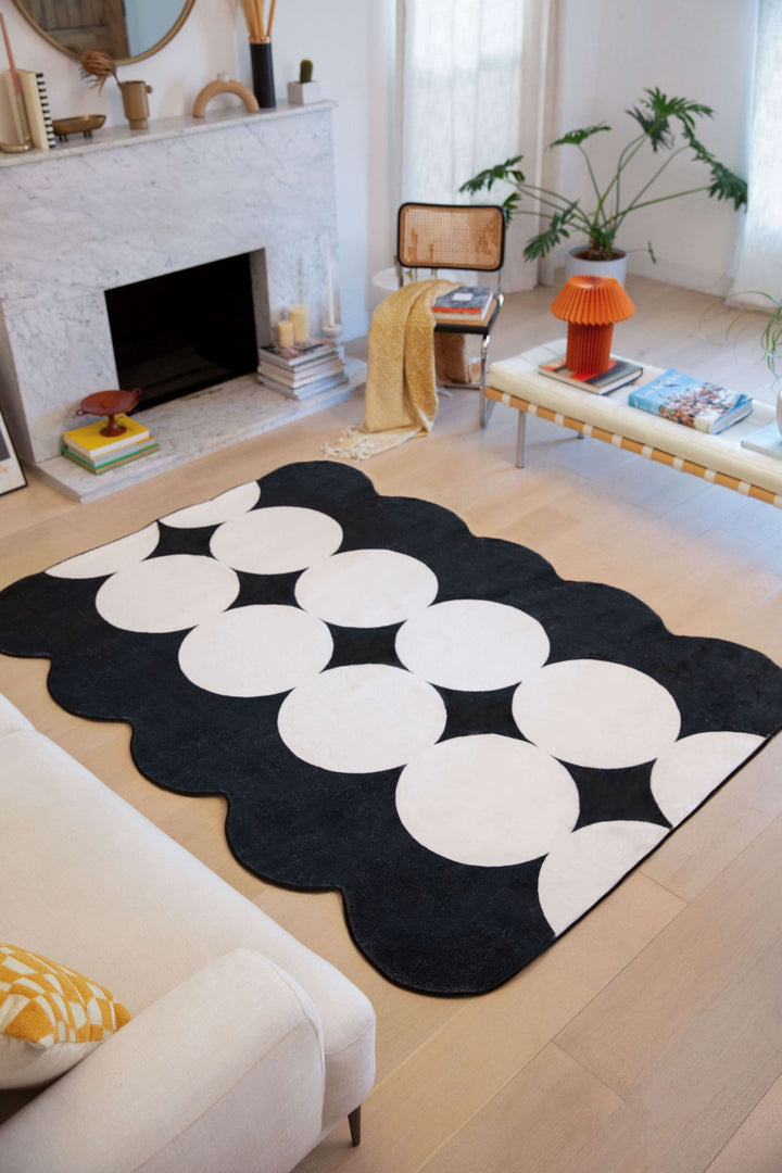 LanySpace Irregular Ivory/Black Geometric Rug in Living Room