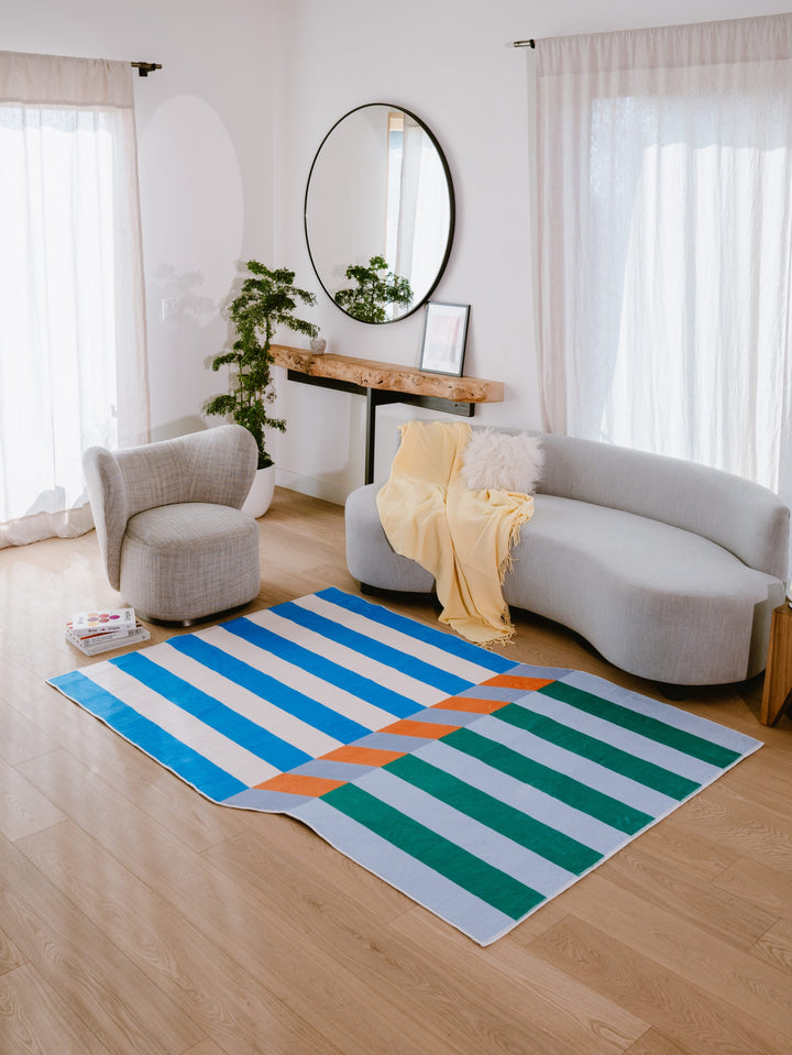 Complete Your Living Room with LanySpace Illusion Stripe Modern Rug