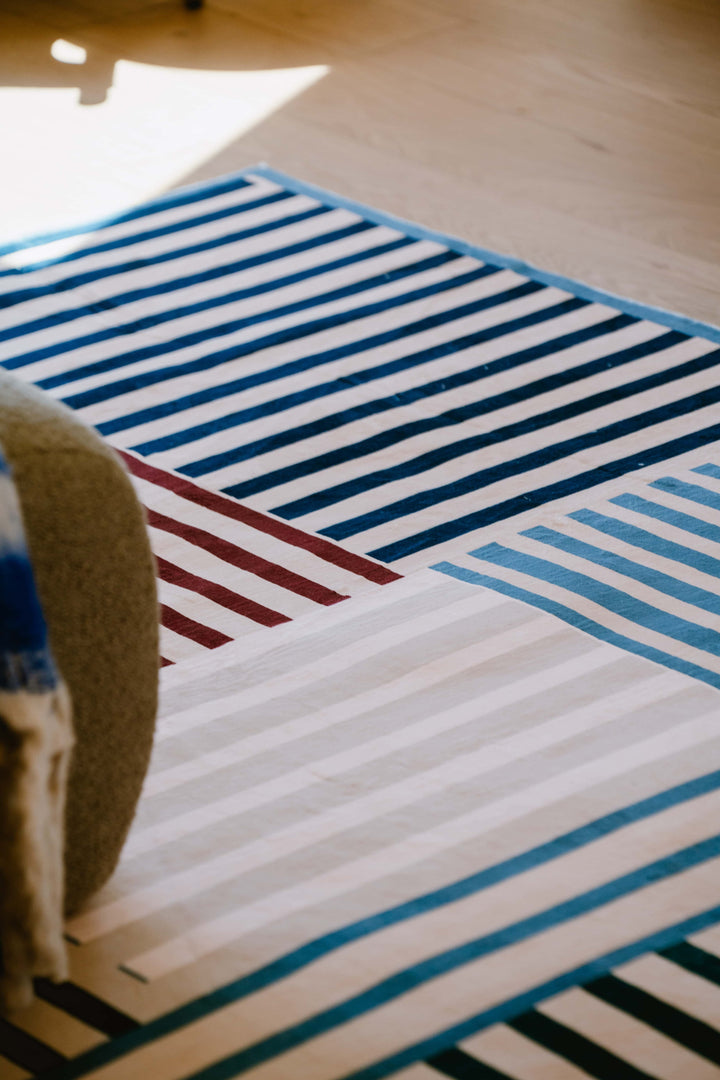 Closer Look at LanySpace Blue Vertical Stripe Pattern Area Rug