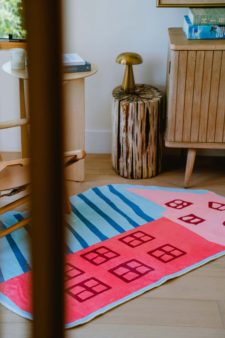 Complete Your Space with Irregular Shaped Pink Tiny House Runner